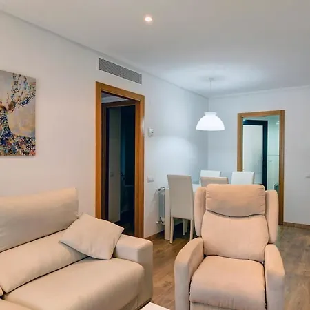 Апартаменты Beach Apartment *