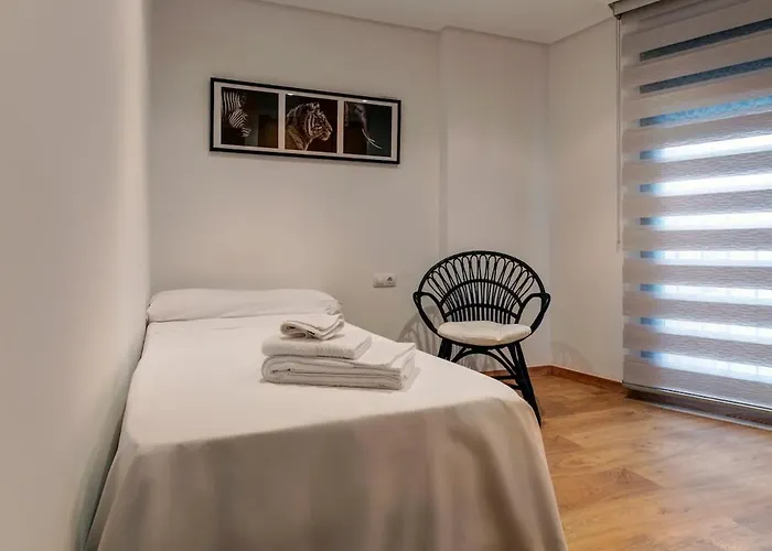 Beach Apartment *