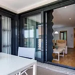 Beach Apartment *